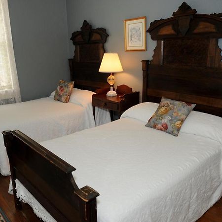 Inn At The Old Silk Mill Fredericksburg Exterior photo