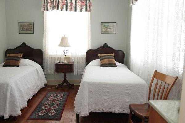 Inn At The Old Silk Mill Fredericksburg Exterior photo