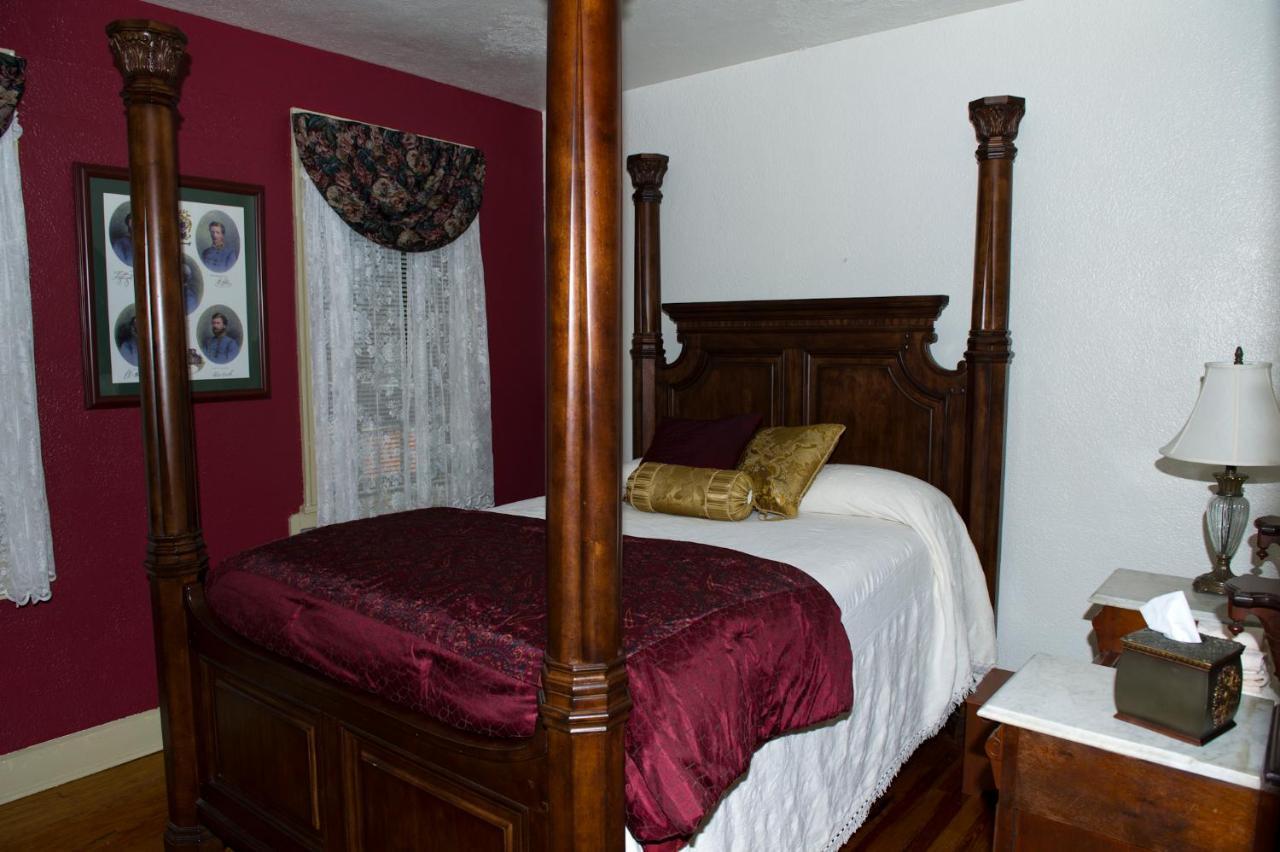 Inn At The Old Silk Mill Fredericksburg Exterior photo